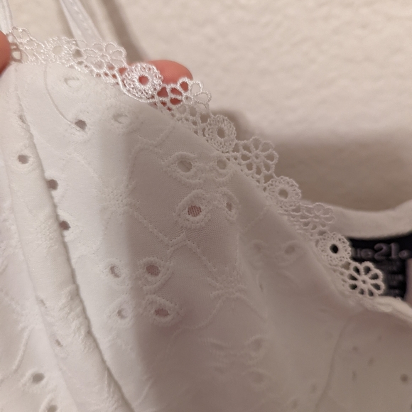 Top - Picture 4 of 6